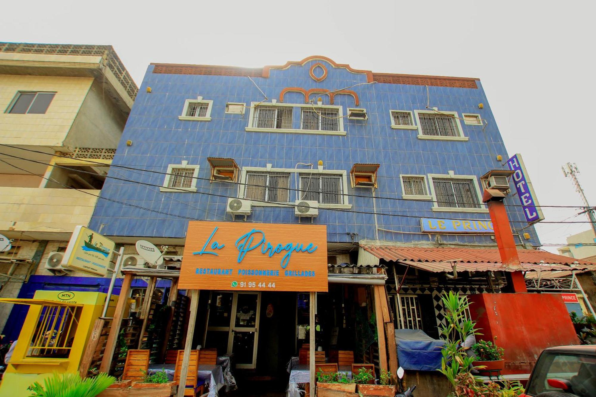 Hotel Le Prince โกโตนู ภายนอก รูปภาพ
