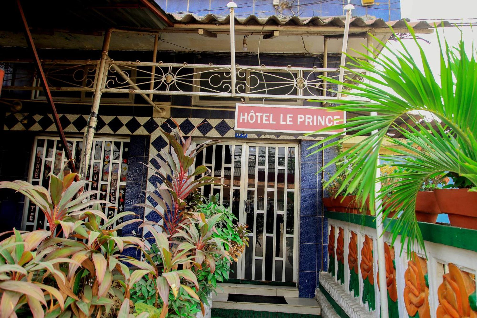 Hotel Le Prince โกโตนู ภายนอก รูปภาพ