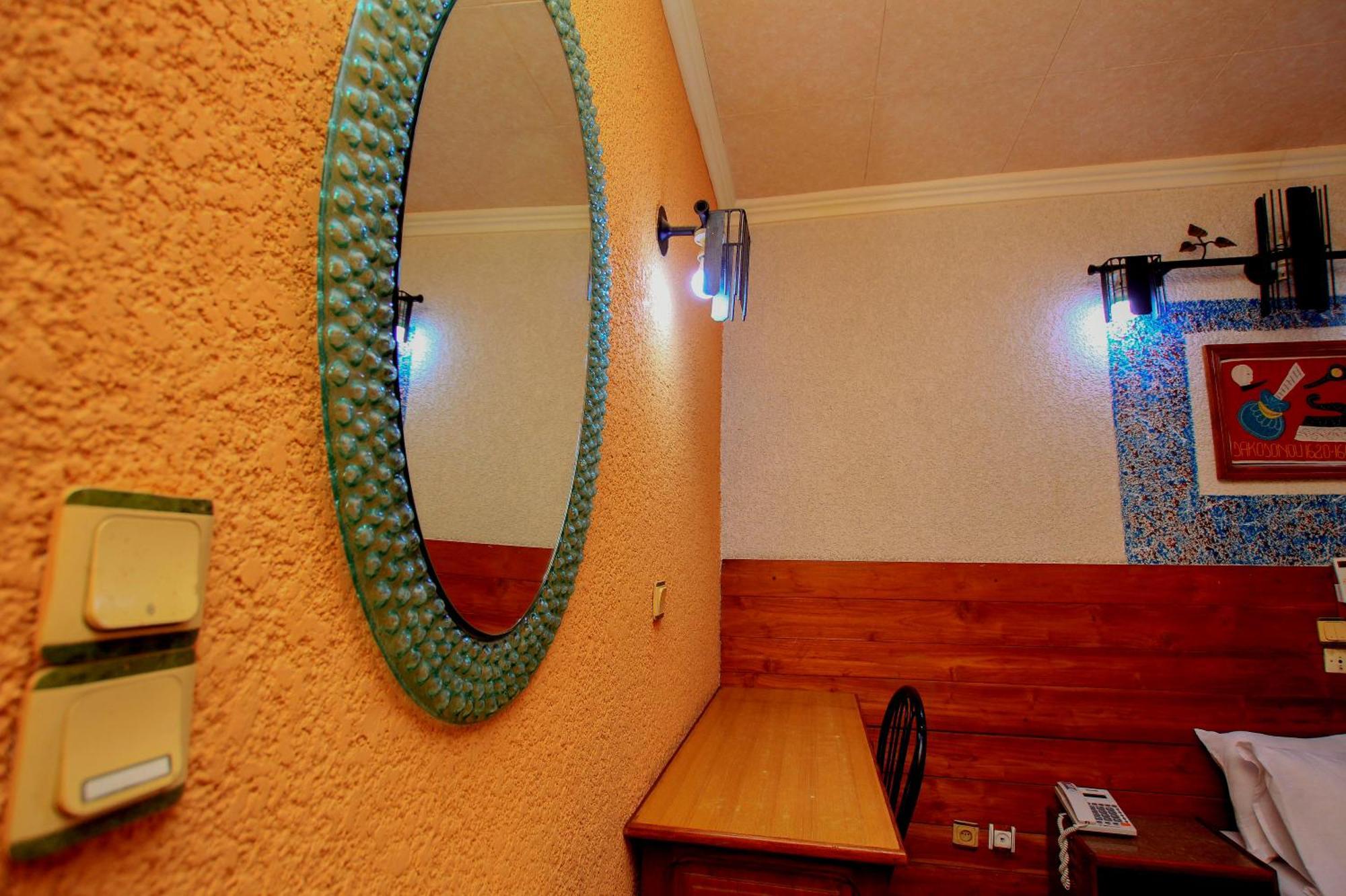 Hotel Le Prince โกโตนู ภายนอก รูปภาพ